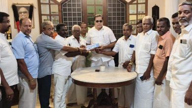 எதிர்க்கட்சித் தலைவர் ஏ.எம்.எச். நாஜிமிடம் பல்வேறு கோரிக்கைகளை வலியுறுத்தி கிளிஞ்சல்மேடு மீனவ பஞ்சாயத்தார்கள் மனு!