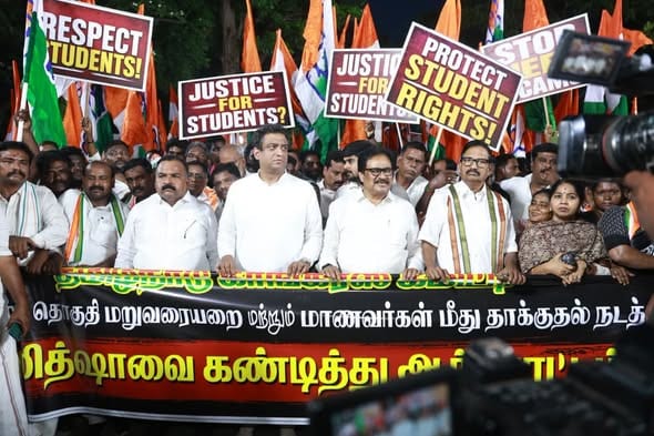 சென்னை: நீட் தேர்வு வினாத்தாள் கசிவு - மத்திய உள்துறை அமைச்சரைக் கண்டித்து காங்கிரஸ் மாபெரும் போராட்டம்