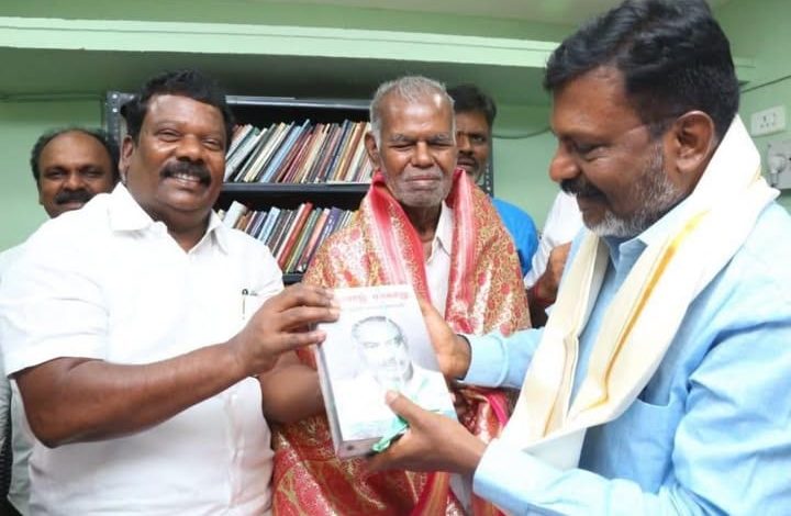 திருமாவளவனுக்கு பிறந்தநாள் வாழ்த்து தெரிவித்த செல்வப்பெருந்தகை