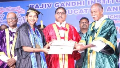 ராஜீவ் காந்தி கால்நடை மருத்துவக் கல்லூரி 27-வது பட்டமளிப்பு விழா: முதல்வர் ரங்கசாமி, அமைச்சர் நமச்சிவாயம் பட்டங்களை வழங்கினர்!