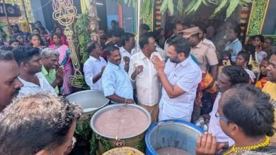 மூலக்குளம் முத்துமாரியம்மன் கோவில் ஆடித்திருவிழா: எம்.எல்.ஏ டாக்டர் நாராயணசாமி சுவாமி தரிசனம்!