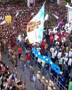 சென்னை பெசன்ட் நகர் வேளாங்கண்ணி மாதா ஆலய 54-வது ஆண்டு திருவிழா: கொடியேற்றத்துடன் கோலாகல தொடக்கம்!