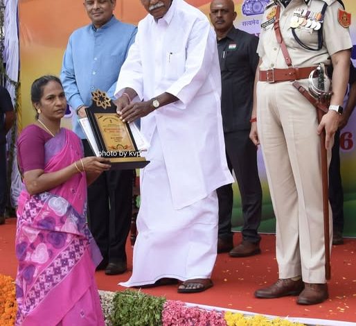 உடல் உறுப்பு தானம் செய்த குடும்பத்தினருக்கு முதலமைச்சர் ரங்கசாமி பாராட்டு