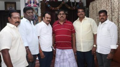 உழவர்கரை தொகுதி எம்.எல்.ஏ. சரவணன் உள்துறை அமைச்சர் நமச்சிவாயத்தை சந்தித்து பிறந்தநாள் வாழ்த்து பெற்றார்