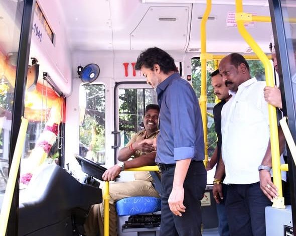 ரூ.290.08 கோடி மதிப்பிலான 250 புதிய அரசுப் பேருந்துகள் இயக்கம்: முதலமைச்சர் ச. ஜோசப் விஜய் கொடியசைத்து தொடக்கம்!