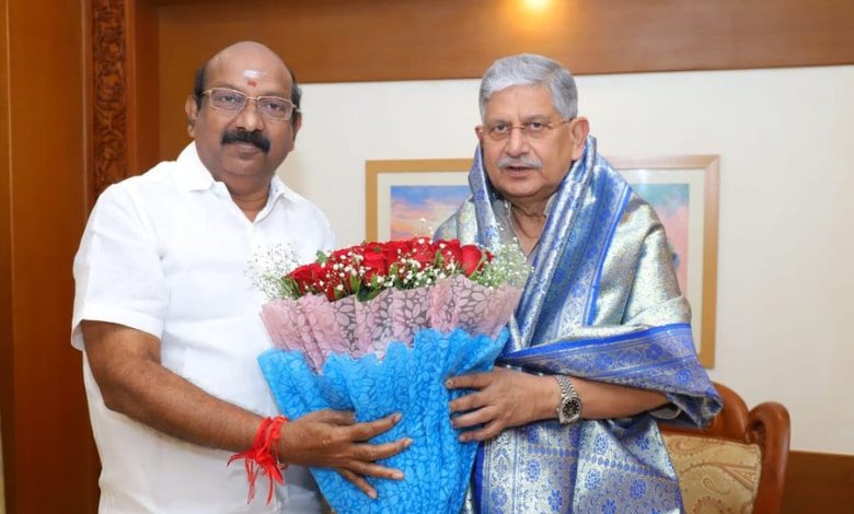 புதுச்சேரி வருகை தந்த மத்திய அமைச்சர் ராஜீவ் ரஞ்சன் சிங்கை நேரில் சந்தித்து வரவேற்ற சட்டமன்ற உறுப்பினர் வி.பி.ராமலிங்கம்!