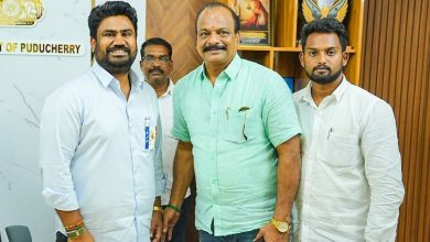 புதுச்சேரி காமராஜ் நகர் அலுவலகத்தில் ஜோஸ் சார்லஸ் மார்ட்டினை சந்தித்த நடிகர் பாண்டி ரவி!