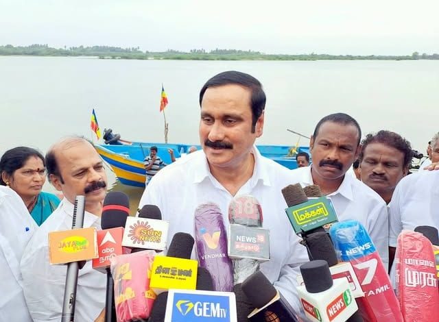 மயிலாடுதுறை அருகே கடலில் புதிய எண்ணெய்க் கிணறுகள் அமைக்க அனுமதி தரக்கூடாது: அன்புமணி ராமதாஸ்!