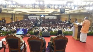 தினமலர் நாளிதழின் 75-வது ஆண்டு நிறைவு: சிறப்பு அஞ்சல் தலையை வெளியிட்டார் சி.பி. ராதாகிருஷ்ணன்!