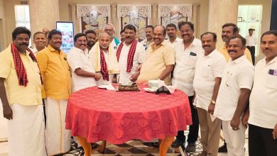 தட்டாஞ்சாவடி தேர்தல் பிரச்சாரத்தில் காலாப்பட்டு திமுக எம்.எல்.ஏ. பிறந்தநாள் கொண்டாட்டம்: ஜெகத்ரட்சகன், இரா.சிவா வாழ்த்து!