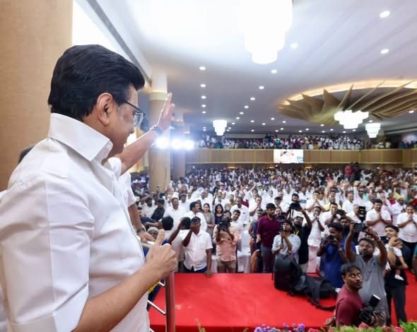 திமுக முப்பெரும் விழா: மூத்த தலைவர்களுக்கு விருதுகள் வழங்கி மு.க.ஸ்டாலின் எழுச்சி உரை!