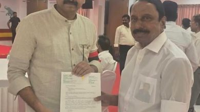 கலிங்கப்பட்டி, செவல்குளத்தில் புதிய வருவாய் ஆய்வாளர் அலுவலகங்கள்: அமைச்சர் செங்கோட்டையனிடம் துரை வைகோ எம்.பி. கோரிக்கை!