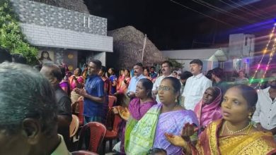 அக்கரைவட்டம் புனித ஆரோக்கிய அன்னை ஆலய ஆண்டு பெருவிழா: தேர்பவனியில் பங்கேற்ற எம்.எல்.ஏ. டி.கே.எஸ்.எம். மீனாட்சிசுந்தரம்!