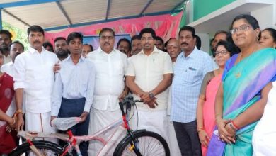 காரைக்கால் திருவேட்டக்குடி அரசுப் பள்ளி மாணவர்களுக்கு இலவச மிதிவண்டிகள்: அமைச்சர் நமச்சிவாயம் வழங்கினார்!
