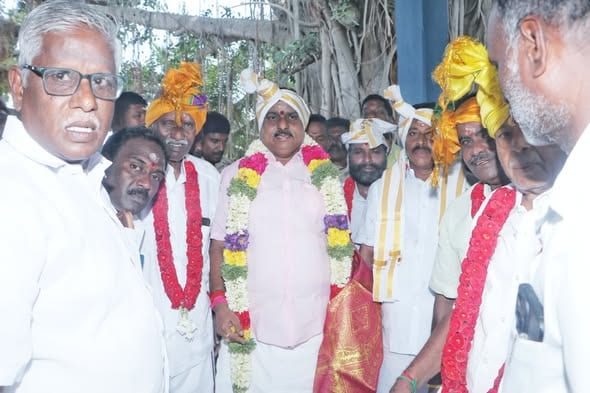 காட்டேரிக்குப்பம் கோயில்கள் மகா கும்பாபிஷேகம்: அமைச்சர் நமச்சிவாயம் சுவாமி தரிசனம்!