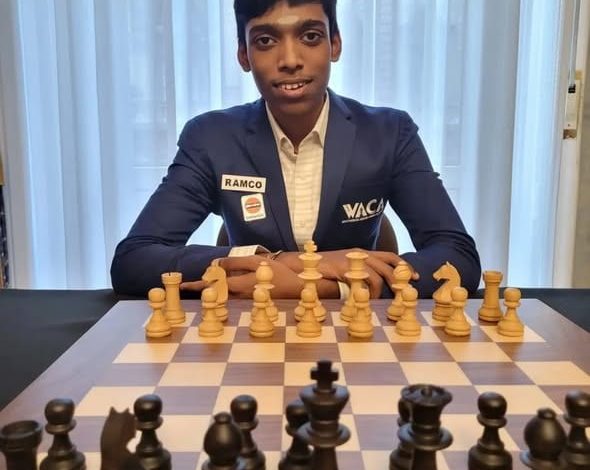 செஸ் ஒலிம்பியாட் போட்டியில் பதக்கங்களை குவித்த தமிழக வீரர்கள்: எம்பி கனிமொழி வாழ்த்து!
