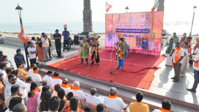 புதுச்சேரி கடற்கரையில் பிரதமர் மோடியின் சாதனைகளை விளக்கும் வீதி நாடகம்: பாஜக தேசிய அமைப்பாளர் பி.எல்.சந்தோஷ் தொடக்கி வைத்தார்!