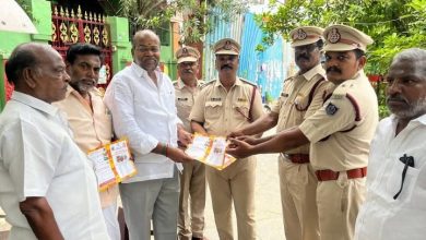முன்னாள் எம்.எல்.ஏ கே.எஸ்.பி. ரமேஷை சந்தித்த தீயணைப்புத் துறை அதிகாரிகள்: விழிப்புணர்வு நிகழ்ச்சிக்கு அழைப்பு!