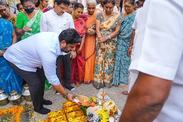 காமராஜ் நகர் தொகுதியில் புதிய சிமெண்ட் சாலை அமைக்கும் பணி: எம்.எல்.ஏ. ஜோஸ் சார்லஸ் மார்டின் பூமி பூஜை செய்து தொடக்கம்!
