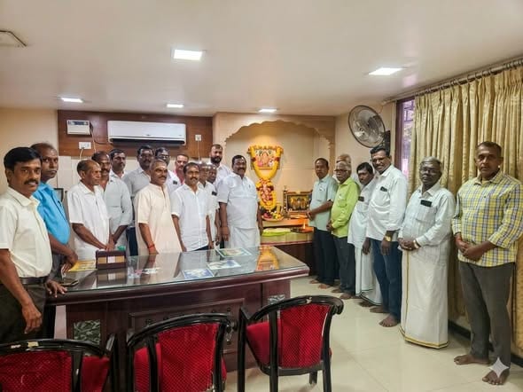 புதுச்சேரி மாநிலங்களவை உறுப்பினர் எஸ்.செல்வகணபதி அலுவலகத்தில் விநாயகர் சதுர்த்தி விழா உற்சாகக் கொண்டாட்டம்!