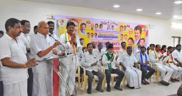 தட்டாஞ்சாவடி தொகுதி காங்கிரஸ் வேட்பாளர் அறிமுகக் கூட்டம்: ஏஐசிசி மேலிடப் பொறுப்பாளர்கள் பங்கேற்பு!
