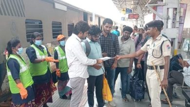 புதுச்சேரி, திருச்சி ரயில் நிலையங்களில் 'தூய்மையே சேவை' விழிப்புணர்வு: பயணிகளுக்கு துண்டு பிரசுரங்கள் விநியோகம்!