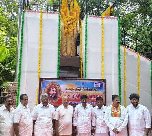 புதுச்சேரியில் வ.உ.சிதம்பரம்பிள்ளை பிறந்தநாள்: திருவுருவச் சிலைக்கு தற்காலிக சபாநாயகர் அன்பழகன், அமைச்சர்கள் மரியாதை!