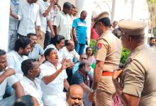 புதுச்சேரியில் லிப்ட் கேட்ட பெண் பாலியல் வன்கொடுமை: குற்றவாளிகளை சிறையிலடைக்கக் கோரி சட்டசபையில் நேரு எம்.எல்.ஏ. அதிரடி தர்ணா!