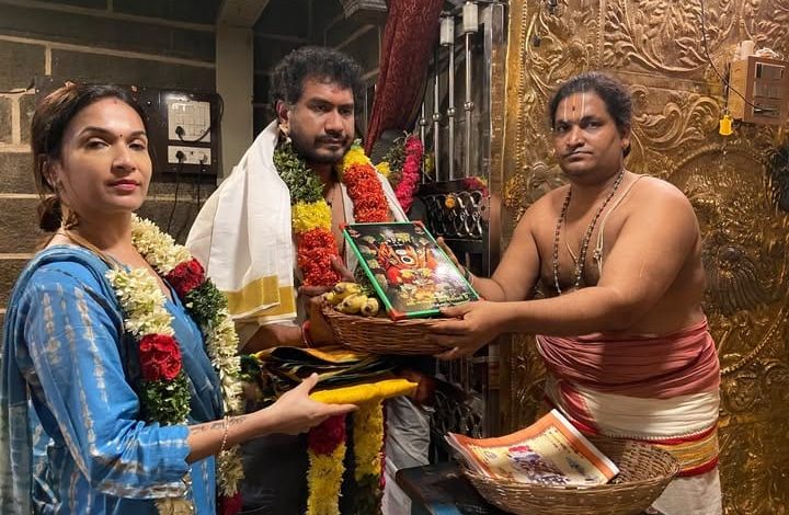 உளுந்தூர்பேட்டை பரிக்கல் லட்சுமி நரசிம்மர் கோயிலில் ரஜினிகாந்த் மகள் சவுந்தர்யா - விசாகன் சிறப்பு வழிபாடு!