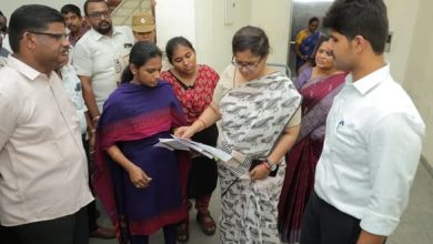 கன்னியாகுமரி: மின்னணு வாக்குப்பதிவு இயந்திர வைப்பறையில் தலைமை தேர்தல் அதிகாரி அர்ச்சனா பட்நாயக் தீவிர ஆய்வு!