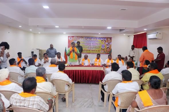 தட்டாஞ்சாவடி இடைத்தேர்தல்: என்.டி.ஏ வேட்பாளர் அசோக் ஆனந்த் அறிமுகக் கூட்டம்; அமைச்சர் நமச்சிவாயம் பங்கேற்பு!