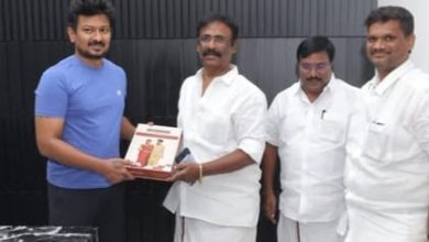 திமுக இளைஞர் அணி செயலாளர் உதயநிதி ஸ்டாலினுடன் புதுச்சேரி திமுக நிர்வாகிகள் சந்திப்பு: தட்டாஞ்சாவடி இடைத்தேர்தல் குறித்து முக்கிய ஆலோசனை!