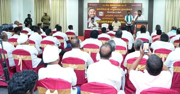 சென்னையில் பாரம்பரிய ஜல்லிக்கட்டு ஆலோசனைக் கூட்டம்: லட்சிய ஜனநாயக கட்சி மற்றும் ஜல்லிக்கட்டு நலச்சங்கம் ஒருங்கிணைப்பு!