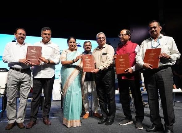 தில்லி குடிநீர் வாரிய ஓய்வூதியதாரர்களுக்கு பணமில்லா மருத்துவ சிகிச்சை சேவை: முதலமைச்சர் ரேகா குப்தா தொடக்கம்!