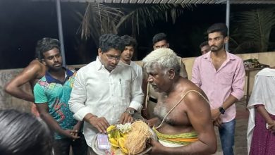 நெடுங்காடு எம்.எல்.ஏ டாக்டர் விக்னேஸ்வரன் பிறந்தநாள்: வரிச்சகுடி சாவடி கோவிலில் சிறப்பு அபிஷேகம்!