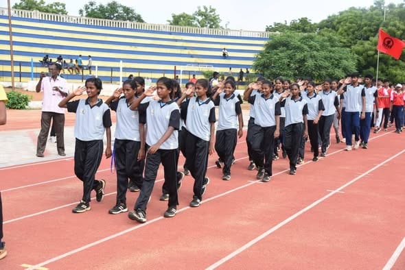 மதுரையில் மாநில அளவிலான முதலமைச்சர் கோப்பை விளையாட்டுப் போட்டிகள் கோலாகல தொடக்கம்: வெற்றியாளர்களுக்குப் பதக்கங்கள் வழங்கல்!
