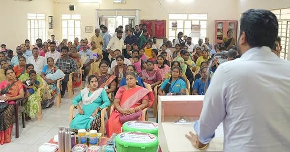 புதுச்சேரியில் கர்ப்பிணிப் பெண்களுக்கு ஊட்டச்சத்து பெட்டகம்: மார்டின் அறக்கட்டளை சார்பில் உதவி