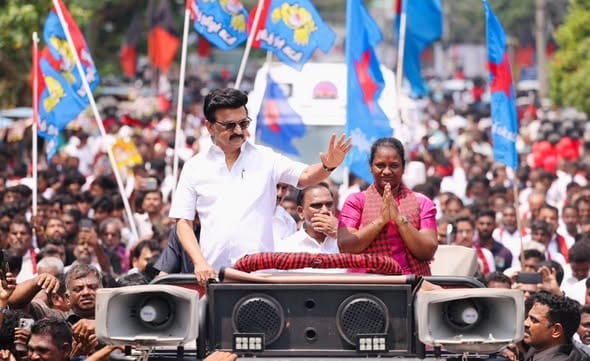 தாராபுரம் தொகுதி திமுக வேட்பாளர் வழக்கறிஞர் சுகன்யாவை ஆதரித்து மு.க.ஸ்டாலின் தீவிர வாக்கு சேகரிப்பு!