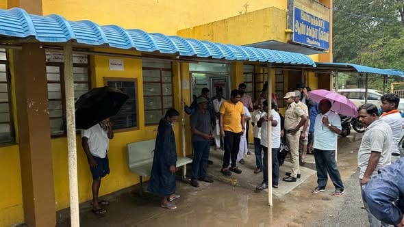 நெடுங்காடு – கோட்டுச்சேரி தொகுதி சட்டமன்ற உறுப்பினர் அலுவலகம்