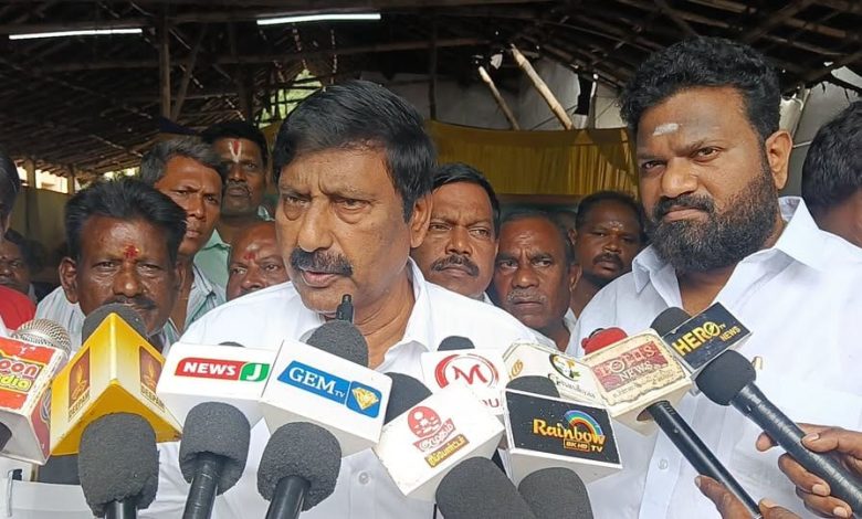 கல்விக்கும் உழைப்பிற்கும் நன்றி செலுத்தும் நன்னாள்: புதுவை அதிமுக செயலாளர் அன்பழகன் ஆயுத பூஜை வாழ்த்து!