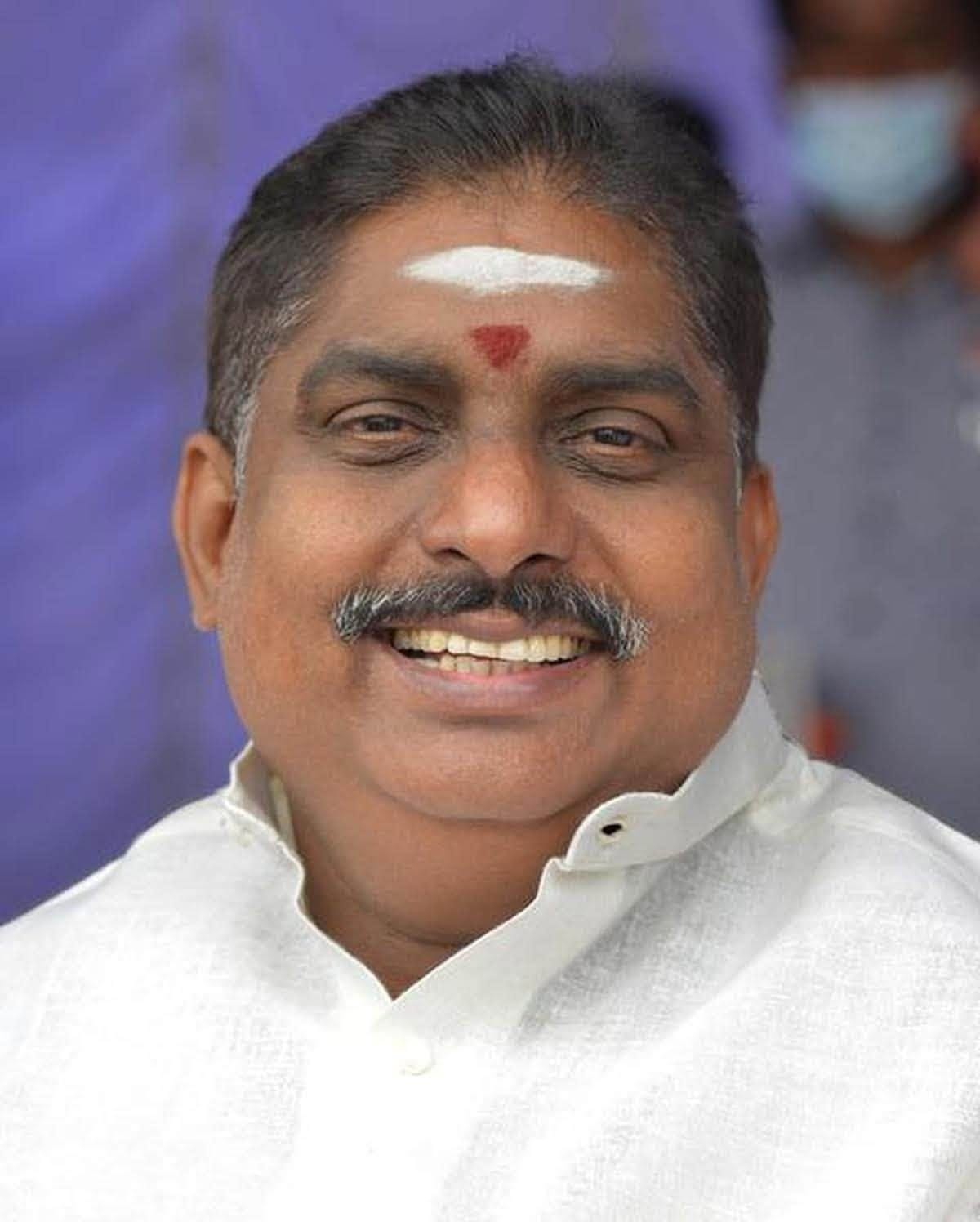 புதுச்சேரி மக்களுக்கு ஆயுத பூஜை, சரஸ்வதி பூஜை நல்வாழ்த்துகள்: முதல்வர் ரங்கசாமி, அமைச்சர் நமச்சிவாயம் வாழ்த்து! - படம் 2