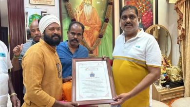 "வளர்ந்த இந்தியா – 2047" ஓவியப் போட்டியில் ரூ.1 லட்சம் முதல் பரிசு: கலைஞர் வி.கே. துரைக்கு அமைச்சர் நமச்சிவாயம் பாராட்டு!