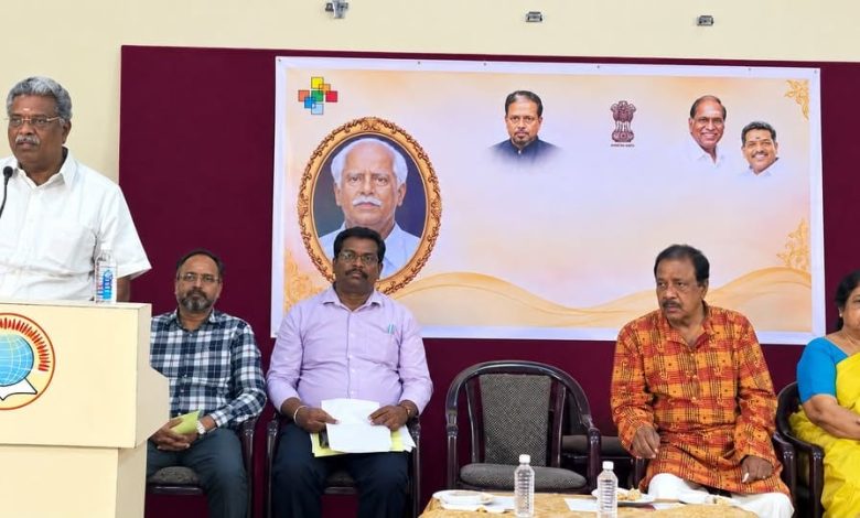 புதுச்சேரி அரசு கலைப் பண்பாட்டுத் துறை நடத்தும் (படம் 2)
