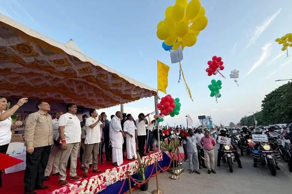 புதுச்சேரியில் போதைப்பொருள் விழிப்புணர்வு இருசக்கர வாகன பேரணி: ஆளுநர், முதலமைச்சர் கொடியசைத்து தொடங்கி வைத்தனர்!
