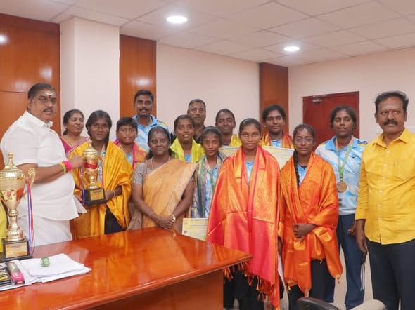 தேசிய சப்-ஜூனியர் பூப்பந்து போட்டி: புதுச்சேரி மாணவ-மாணவிகள் பதக்கங்களை அள்ளி சாதனை; அமைச்சர் ஆ. நமச்சிவாயம் வாழ்த்து!