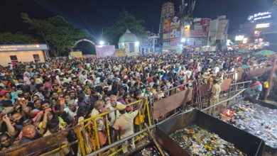 Lakhs of devotees girivalam around Thiruvannamalai Annamalaiyar temple on the occasion of