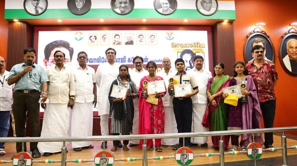 சென்னையில் மாநில அளவிலான பேச்சுப்போட்டி: வெற்றி பெற்ற மாணவ, மாணவிகளுக்கு தமிழ்நாடு காங்கிரஸ் சார்பில் ரொக்கப்பரிசு வழங்கல்!
