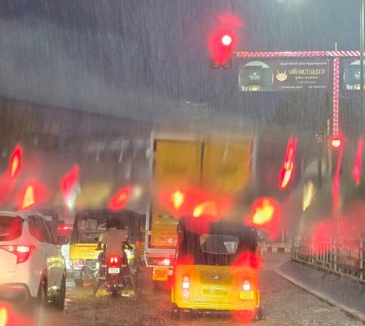 It has been raining heavy with thunderstorms in Trichy for the last two hours.