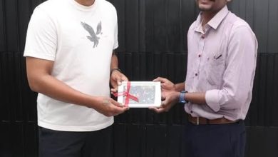 மலேசிய பல்கலைக்கழகத்தில் ஆராய்ச்சி: தேனி மாணவர் பாரதிதாசனை நேரில் பாராட்டி வாழ்த்திய துணை முதல்வர் உதயநிதி ஸ்டாலின்!